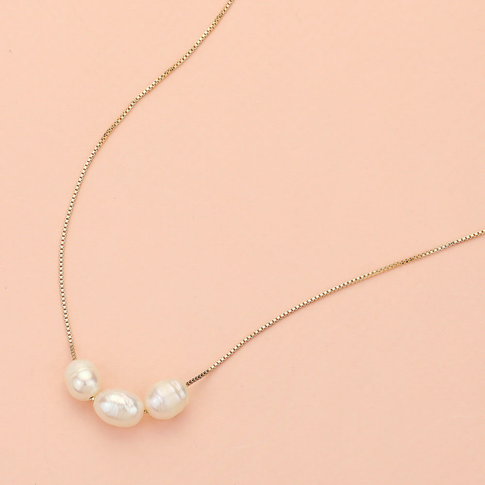 Gold Pearl Necklace